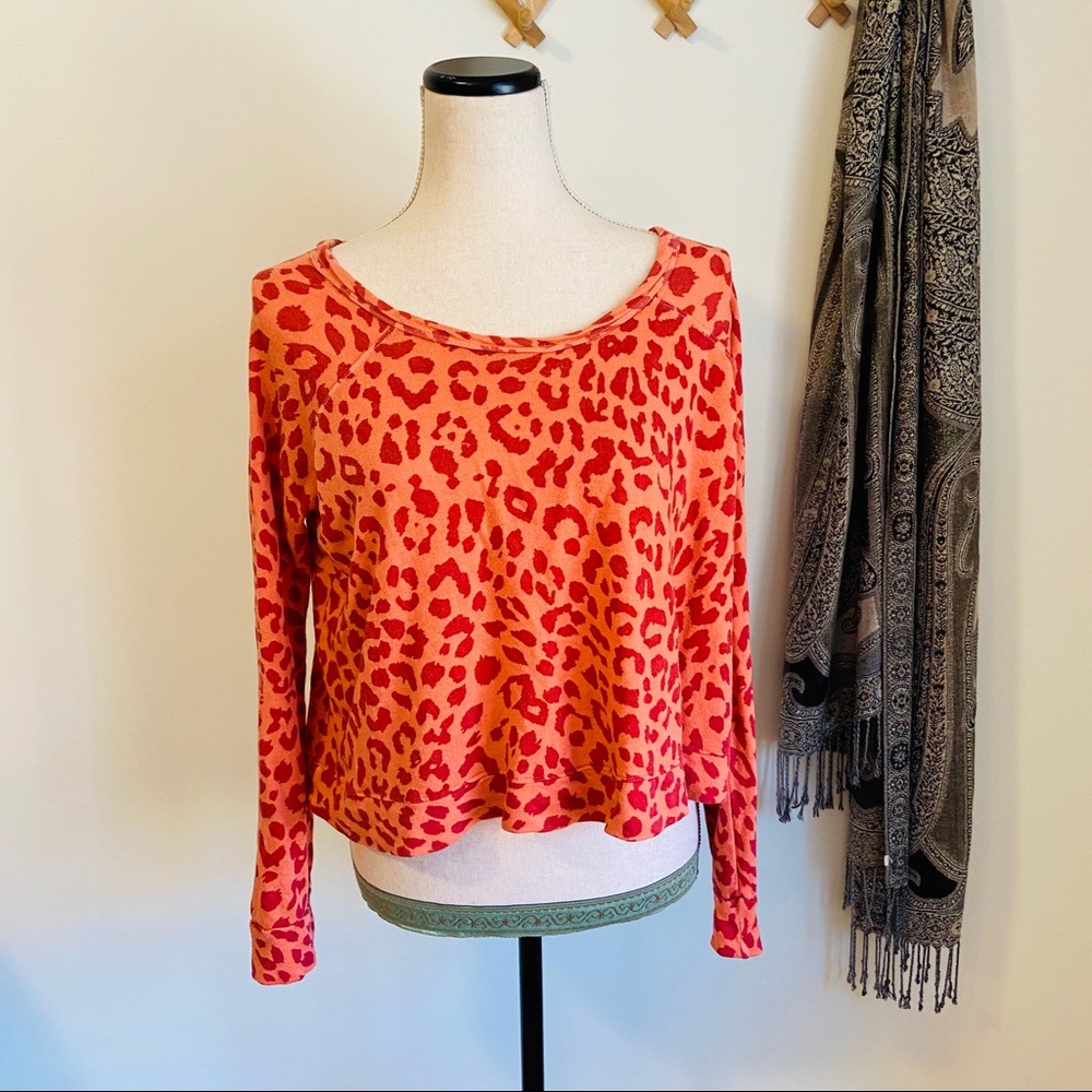 Sundry • Animal Print Pullover